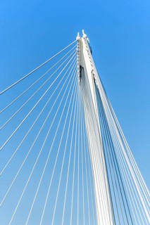 Die Deux-Rives-Fußgängerbrücke zwischen Deutschland und Frankreich in Kehl und Straßburg, ein
