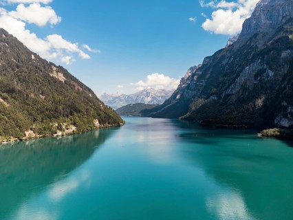 View over the Klöntalersee, Klöntal, Canton Glarus, Switzerland, Europe
