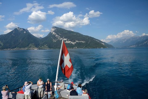 Navigation on Lake Thun with Mount Niederhorn (1963 m), Bernese Oberland, Canton Bern, Switzerland,