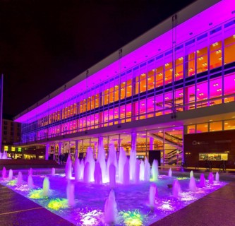 The Kulturpalast Dresden is a modernist GDR building by the architect Wolfgang Hänsch