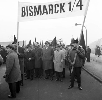 With black flags, miners of the Bismarck colliery and their relatives demonstrated against the