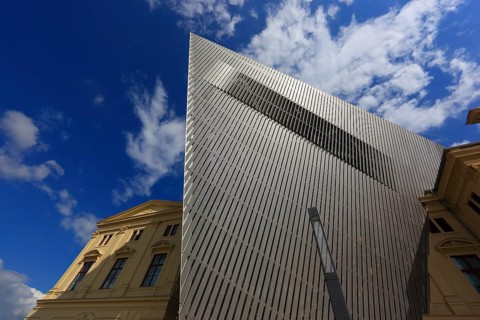 Military History Museum of the German Armed Forces, main arsenal building with wedge, architect