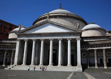 Basilica di San Francesco di Paola in Piazza del Plebiscito, Naples, Campania, Italy, Europe