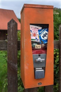 Vending machine from the 1950s with children's toys, Franconia, Bavaria, Germany, Europe