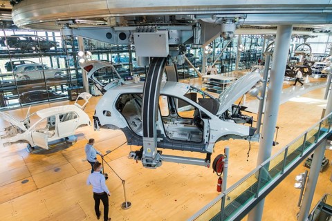 Transparent production in the Transparent Factory. After the phasing out of the Phaeton production,