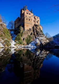 Kriebstein Castle rises on a steep rock above the Zschopau. Within the large group of hilltop