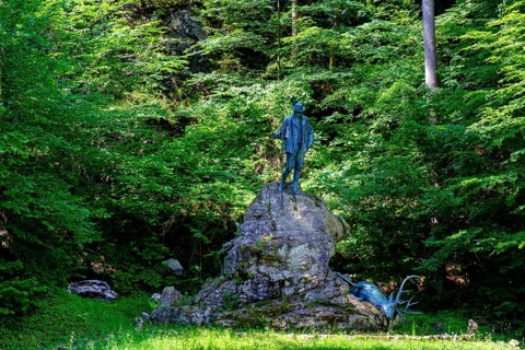 Emperor hunting statue, Emperor Franz Joseph, in Kaltenbach, Bad Ischl, Salzkammergut, Upper