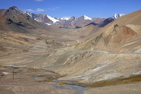 View from Ak-Baital Pass, highest mountain pass at 4, 655 metres on Pamir Highway, M41 in the Pamir