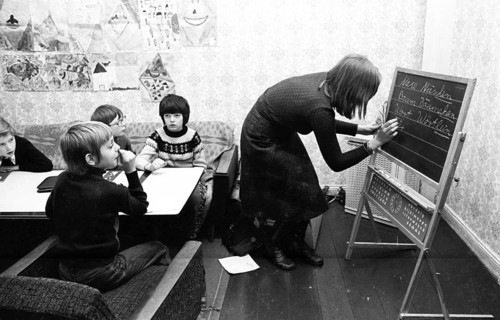 Private tutoring for children with learning difficulties in an afternoon school on 3.02.1975 in