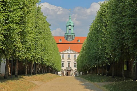 Avenue with walkway in the castle park, garden art, baroque garden, tower helmet, footpath, row,