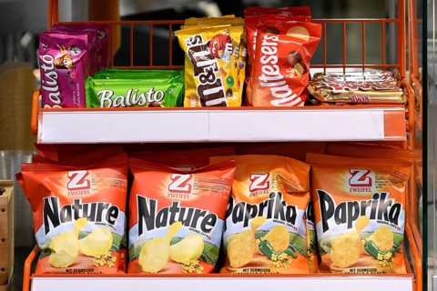 Sales shelf snacks