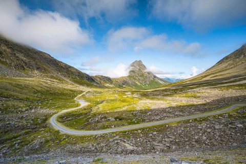 Road through the Venjesdalen valley, FBerg Romsdalseggen, Åndalsnes, Møre og Romsdal, Norway,