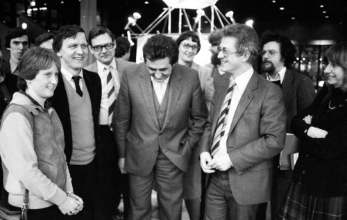 Two men meet for talks between East and West. Gerhard Schroeder (Chairman of the Jusos) and Egon