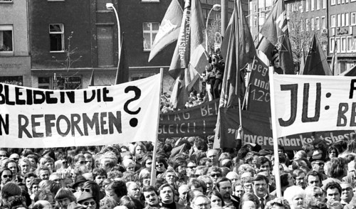 The DGB central event on 1 May 1975 with the Federal Chancellor in Gelsenkirchen