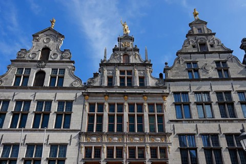 Historic guild houses, guild houses, facades with golden figures on the gables, Grote Markt,