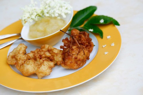 Swabian cuisine, elderberry cakes with apple sauce, Hollerkiacherl, elderflowers in pastry,