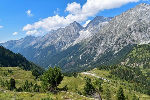 View over the Staller Sattel, the crossing to South Tyrol, to the peaks of Hochgall and Wildgall,