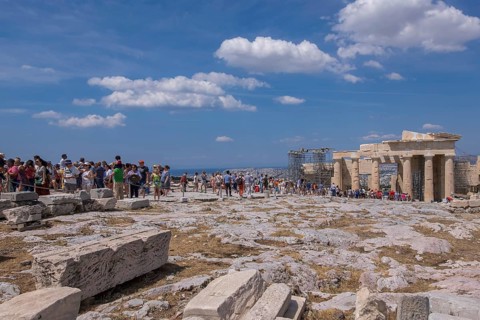 Queue of tourists in front of the Propylaea on the Acropolis, Athens, Greece, Europe