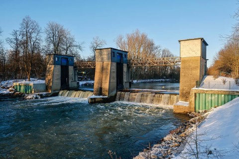 Lünen, North Rhine-Westphalia, Germany - Sunny winter landscape in the Ruhr area, Westfalia weir at