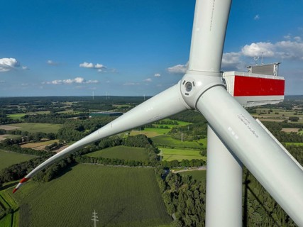 Dorsten, North Rhine-Westphalia, Germany, new construction of a wind turbine. Wind farm Große