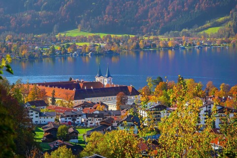 Panorama of the village and lake with the monastery castle in autumn, Tegernsee, Tegernsee,