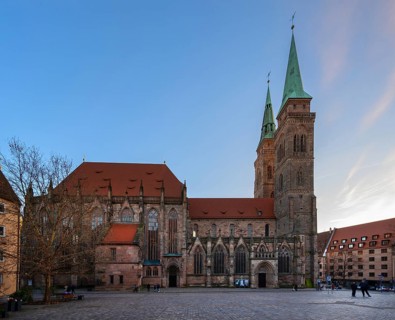 Gothic Sebaldus Church in the evening light, Sebaldus Square, Nuremberg, Middle Franconia, Bavaria,