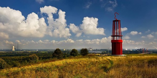 Artwork Geleucht, artist Otto Piene, Rheinpreussen slagheap, Moers, Ruhr area, North