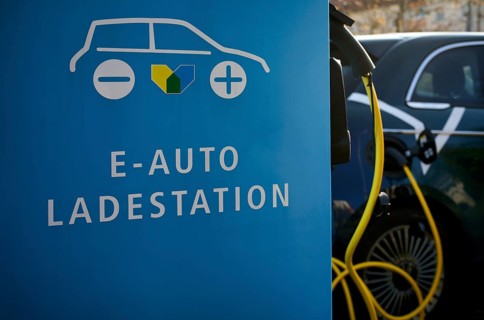 Charging station, charging column, Stadtwerke Stuttgart for electric cars, charging station,