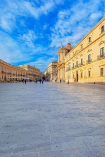Piazza Duomo, Ortygia, Syracuse, Sicily, Italy, Europe