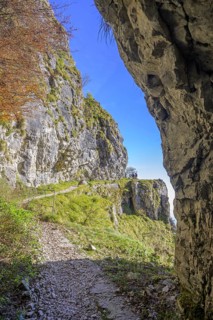 Meatte hiking trail leads along a war road from the First World War through many tunnels, Pieve del