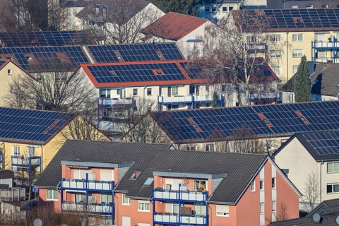 Bottrop, North Rhine-Westphalia, Germany, solar housing estate, apartment blocks with solar roofs,