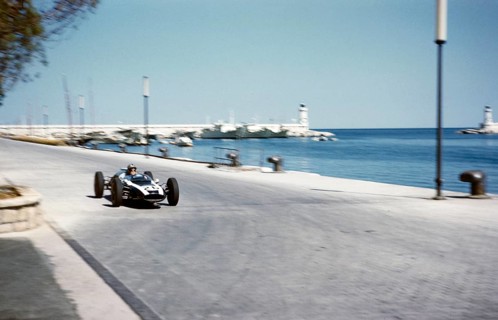Forumla One Motorsport Monaco Grand Prix 1961, Bruce McLaren in the Cooper Climax approaches the