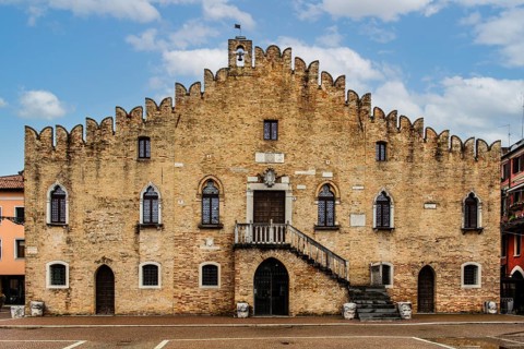 Gothic town hall on the Piazza della Republica, medieval old town centre, Portogruaro, Veneto,
