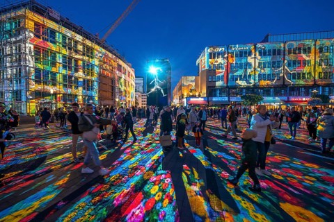 Essen Light Festival, in the city centre, light art on Kennedyplatz, the Berlin artist Daniel