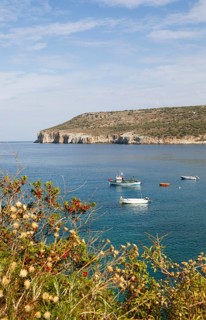 Coast of Mani on the Messinian Gulf, Laconia, Peloponnese, Greece, Europe