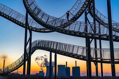 Landmark Angerpark Tiger & Turtle, Magic Mountain, walk-in sculpture in the form of a rollercoaster