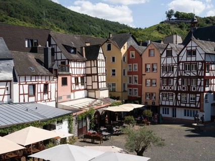 Karlsplatz with half-timbered buildings, Bernkastel an der Moselle, Rhineland-Palatinate, Germany,