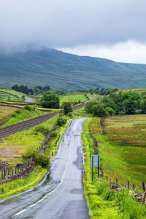 Farms in Yorkshire Dales National Park, North Yorkshire, England, United Kingdom, Europe