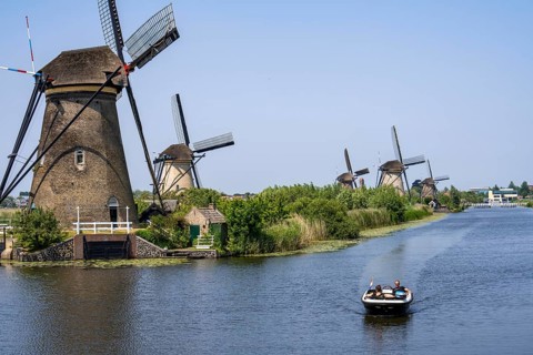 Kinderdijk, 18 windmills designed to pump water from the polders to utilise the land, one of the