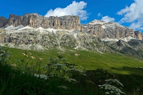 Sella massif with Piz Boé, right, Pordoi Pass, South Tyrol, Trentino-Alto Adige, Italy, Europe
