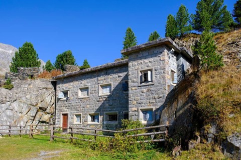 Bunker, border guard, lost place, military, at the Staller Sattel, between the Antholzertal, South