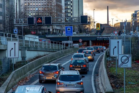 A40 motorway, Ruhr expressway, in Essen, Essen city centre slip road, city skyline, Ruhr expressway