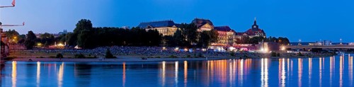 Film nights on the banks of the Elbe