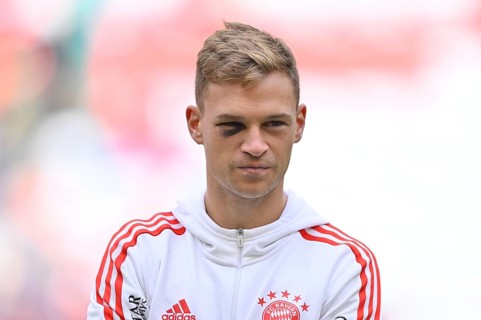 Joshua Kimmich FC Bayern Munich FCB (06) black eye, violets, Allianz Arena, Munich, Bavaria,