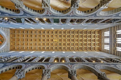 Romanesque nave with Renaissance coffered ceiling, Cathedral, Cattedrale Metropolitana Primaziale
