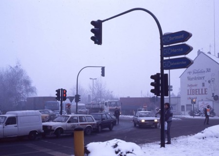 DEU, Germany: The historical slides from the 80-90s, Ruhr area. Smog alert with traffic closure