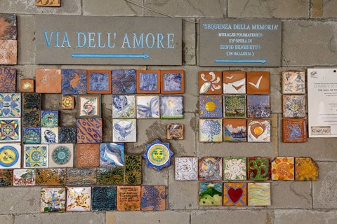Wall tiles, signposts for the Via dell' Amore from Riomaggiore to Manarola, Riomaggiore, Cinque