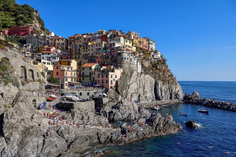 Fishing village of Manarola, district of Riomaggiore, Cinque Terre, province of La Spezia, Liguria,