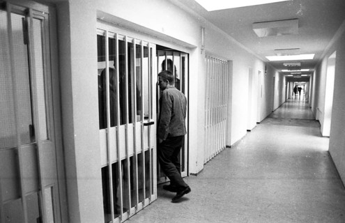 The correctional institution (JVA) in Iserlohn-Drueplingsen, here on 20 January 1975, is a juvenile