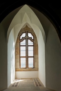 Meissen Albrechtsburg Gothic curtain wall window. Albrechtsburg Castle welcomes its guests for the
